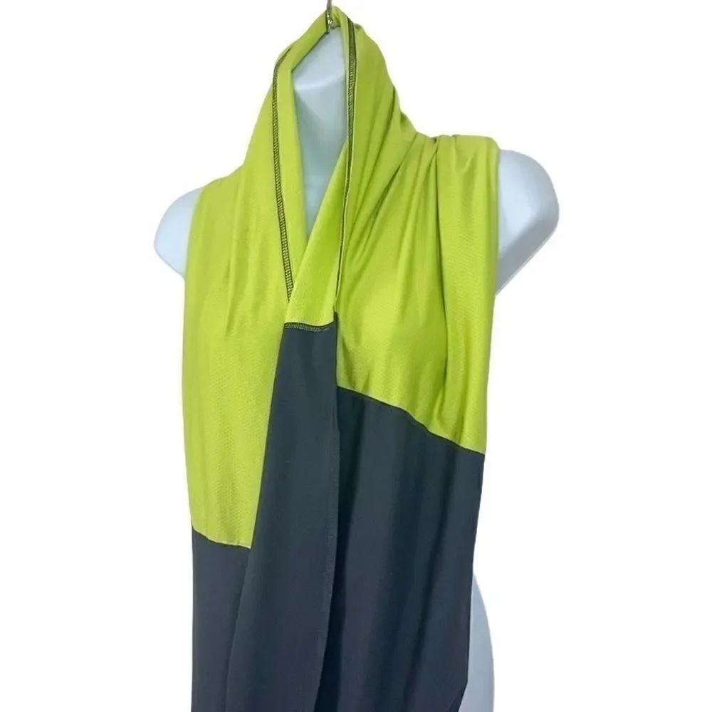 Fabletics Infinity Vinyasa Scarf Grey & Green O/S - Picture 6 of 9
